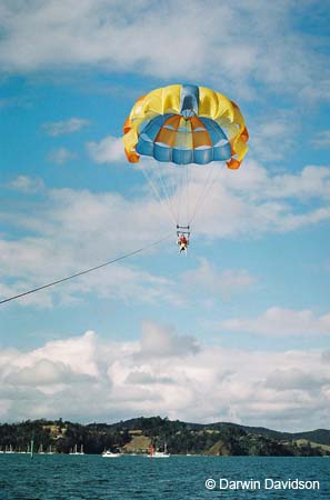 8-Darwin parasailing-0011