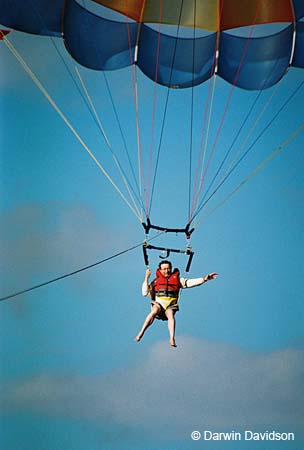 9-Darwin parasailing-0012